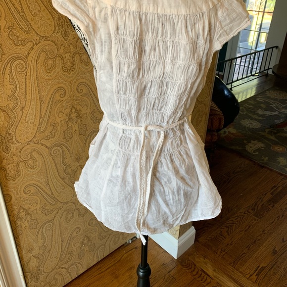 Top - Picture 2 of 2